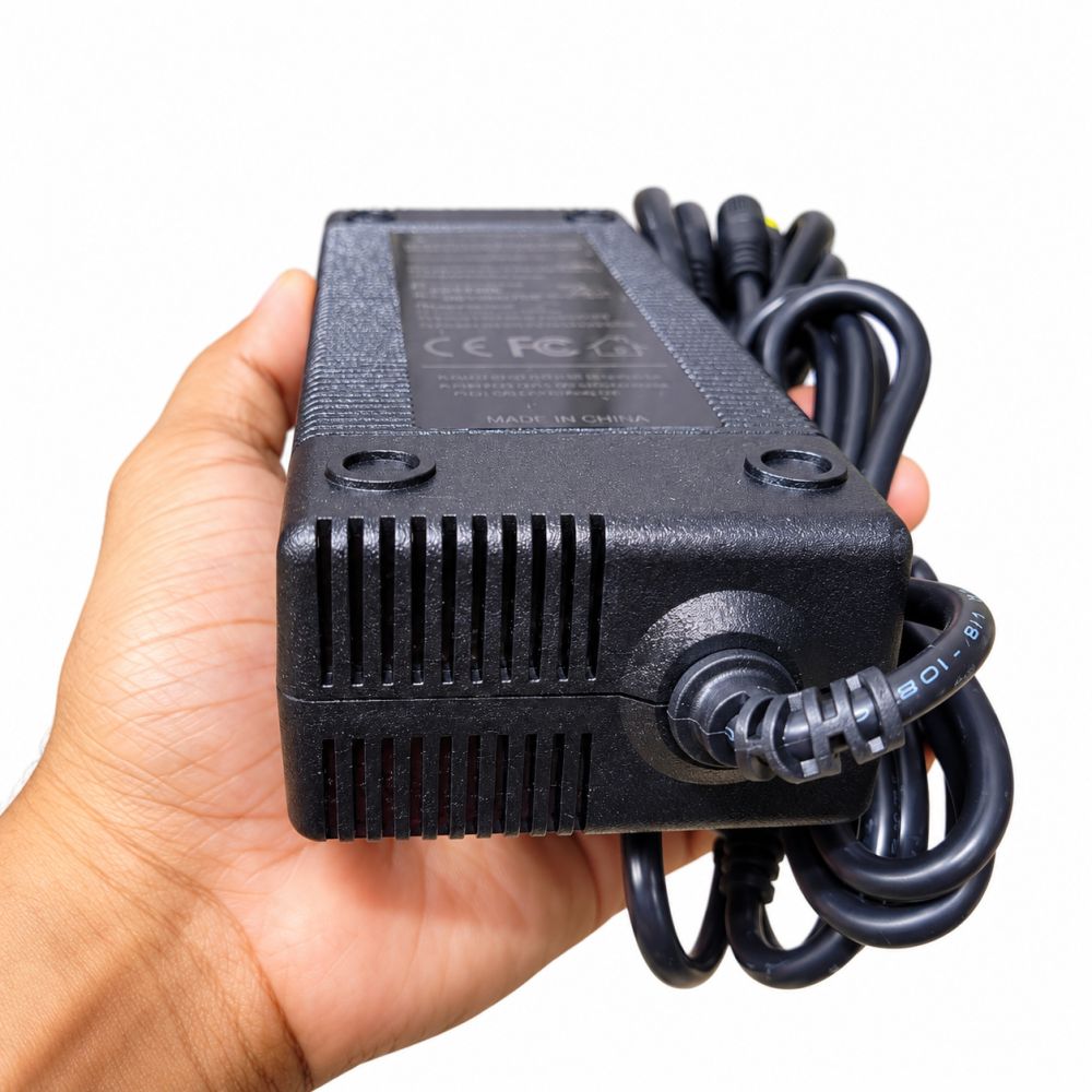 14.6V 10A LiFePO4 Battery Charger | 12V 4S Lithium Iron Phosphate Battery Charger