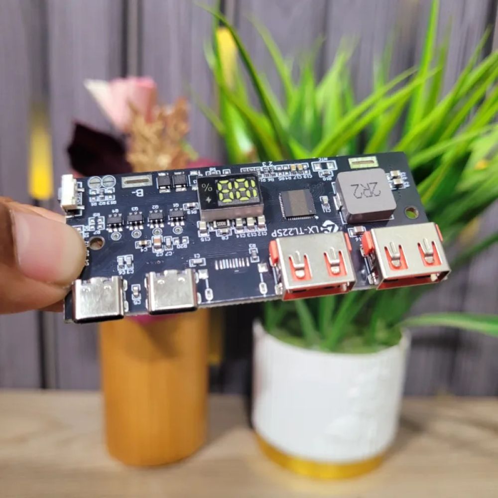 22.5W 1S 3.2V LiFePO4 Power Bank Module with Digital Display