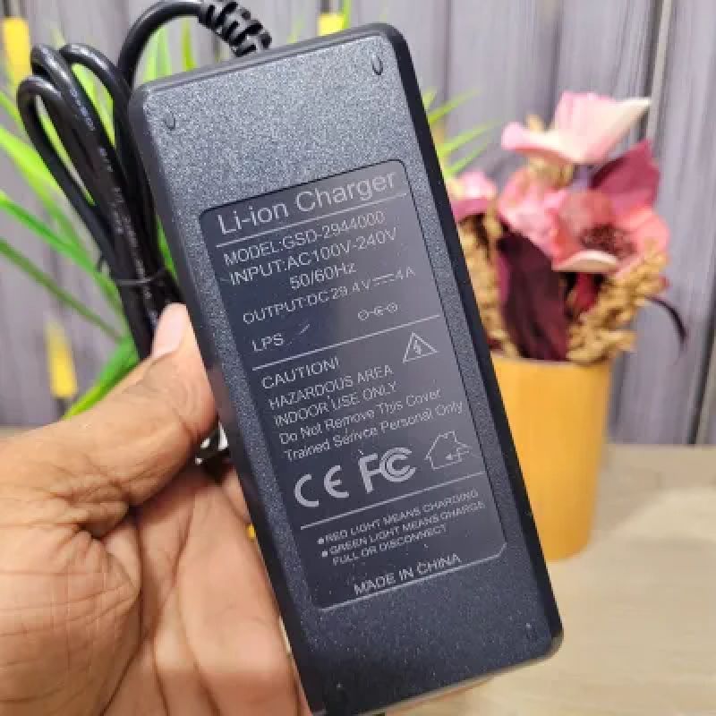 24V 4A LiFePO4 Battery Charger | 29.2V Output Charger for 8S LiFePO4 Battery Pack
