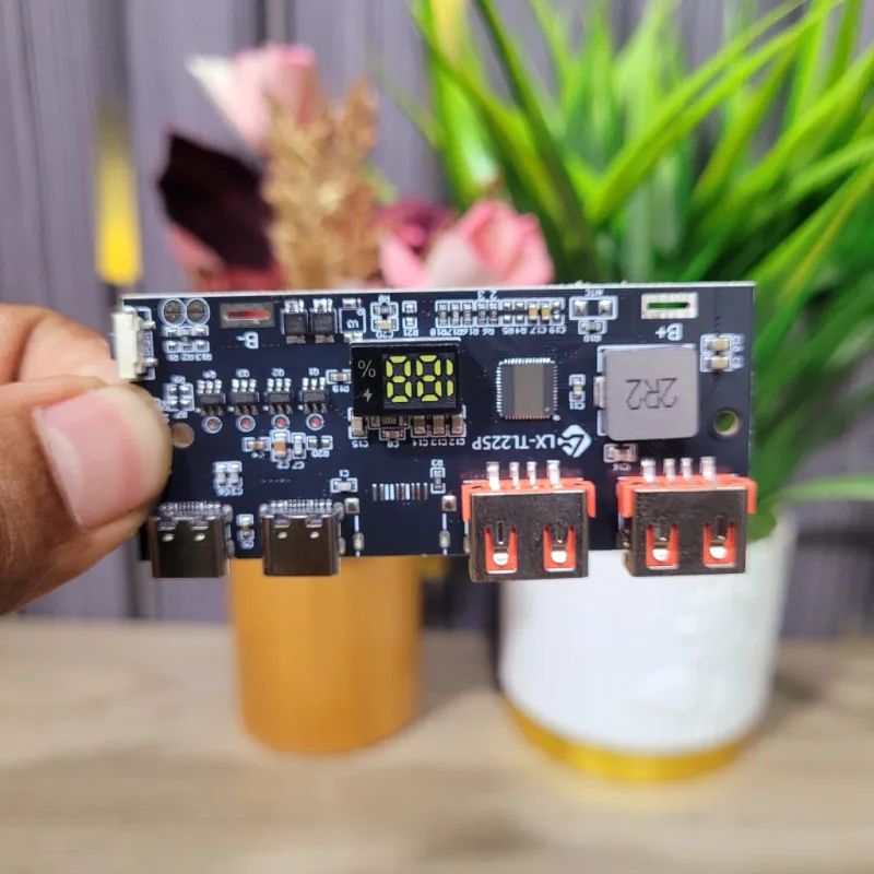 22.5W 1S 3.2V LiFePO4 Power Bank Module with Digital Display