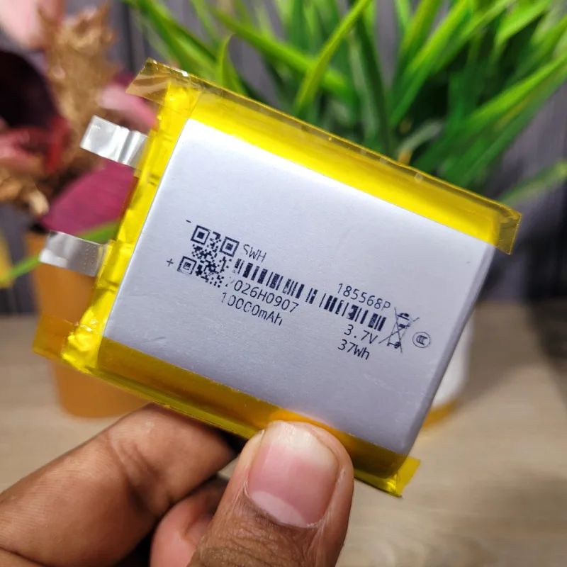 3.7V 10000mAh Lithium Polymer Battery 9200mAh Actual Capacity 185568P
